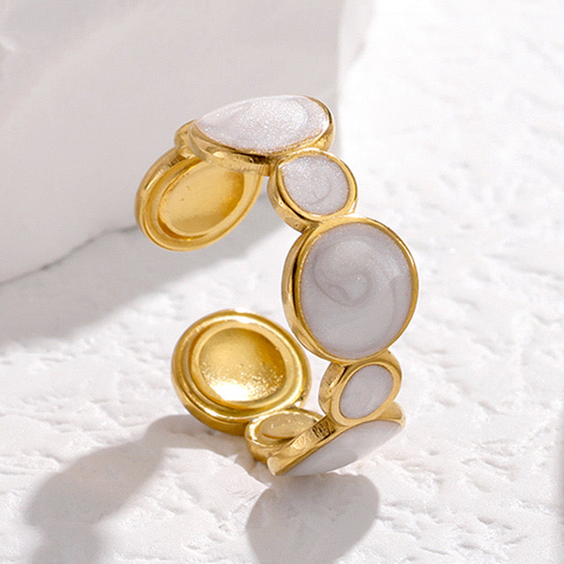 Pearl Glow Ring